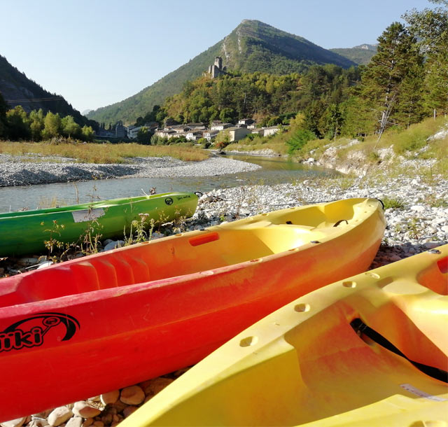 Canöé dans la rivière Drôme