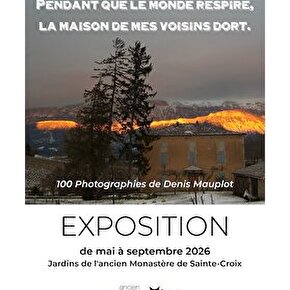 Exposition de photographie - Pendant que le monde respire, la maison de mes voisins dort.