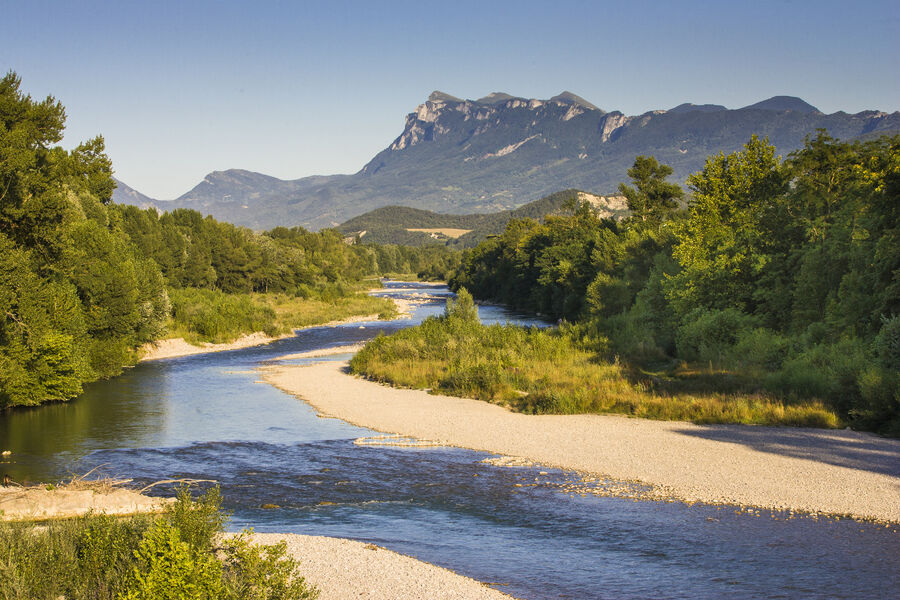 La rivière Drôme et les Trois Becs